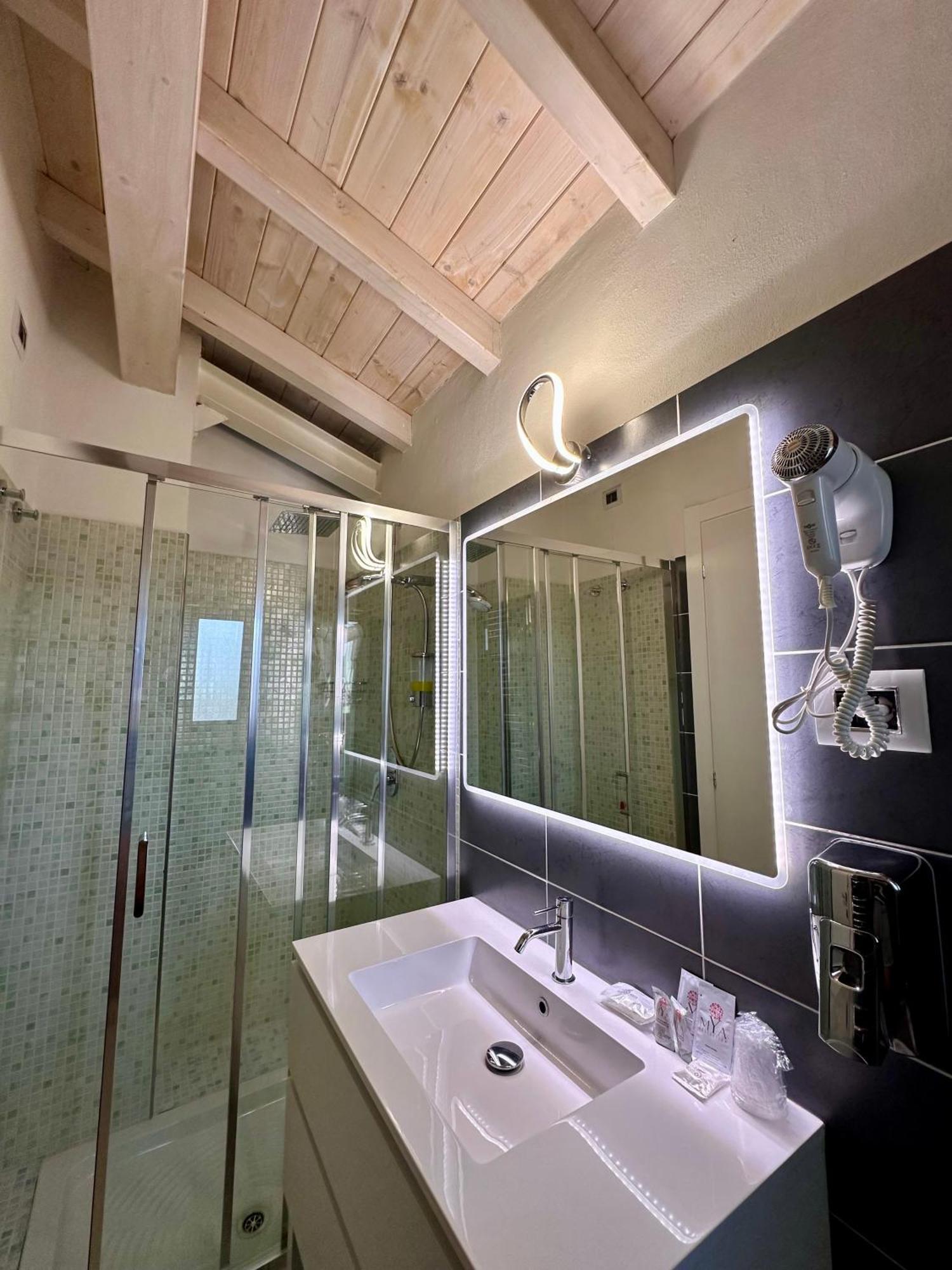Blue Inn Residence E B&B リド・デッレ・ナツィオーニ エクステリア 写真